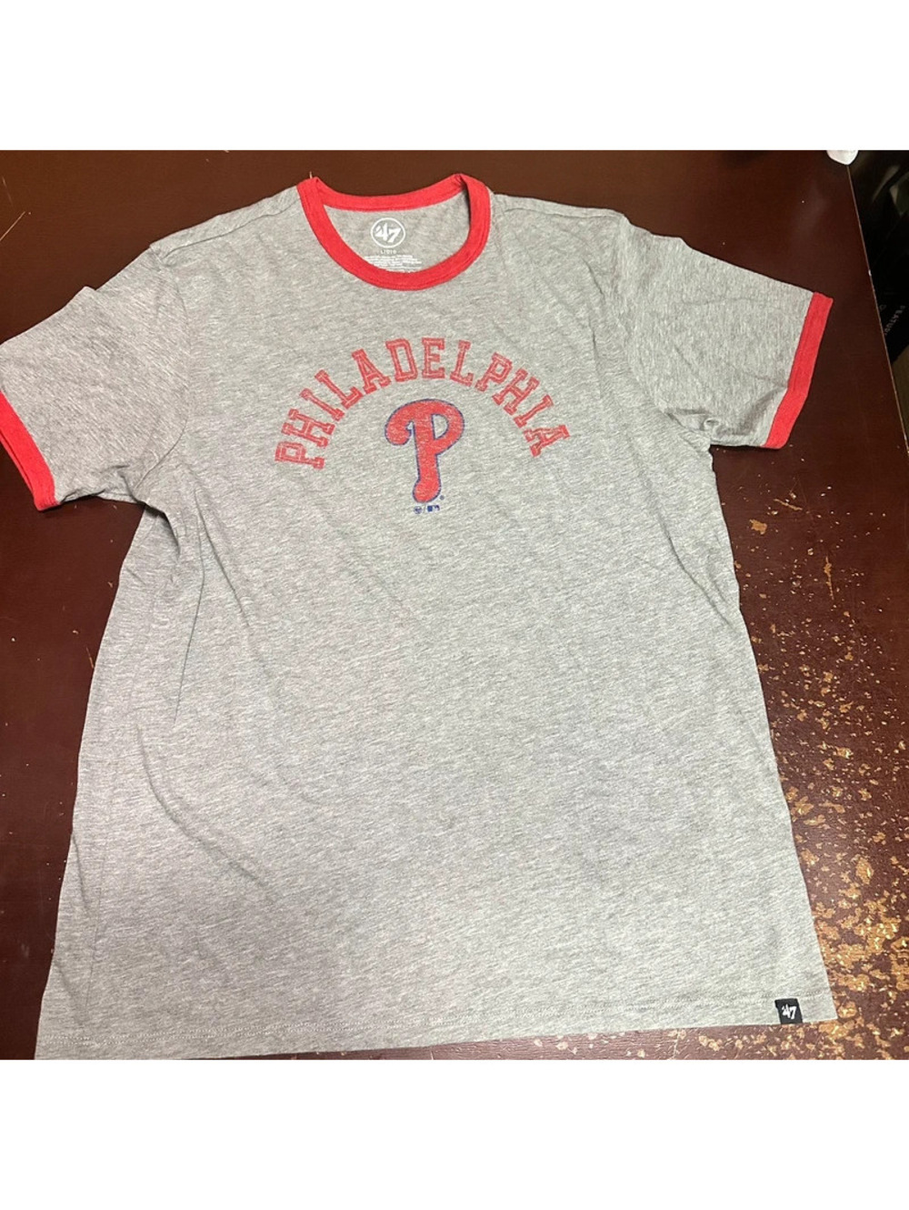 Philadelphia Phillies 47 brand gray burgundy T-shirt large